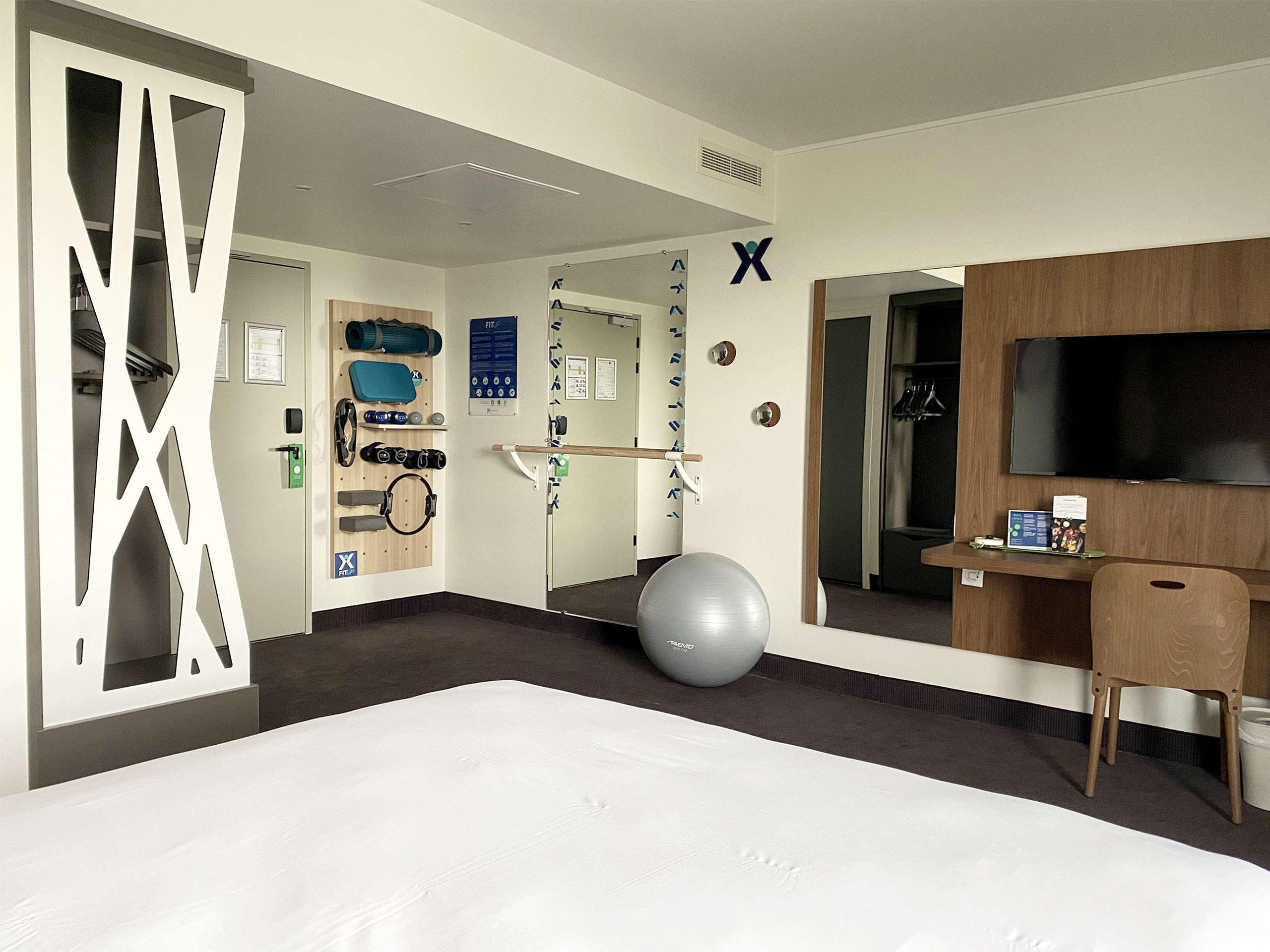 Campanile Rungis - Orly Hotel Chevilly-Larue Bagian luar foto