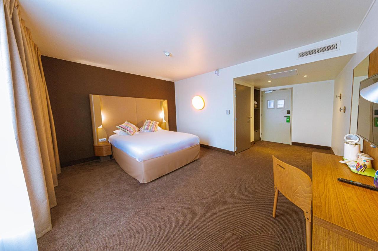 Campanile Rungis - Orly Hotel Chevilly-Larue Bagian luar foto