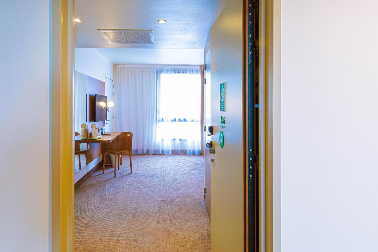 Campanile Rungis - Orly Hotel Chevilly-Larue Bagian luar foto